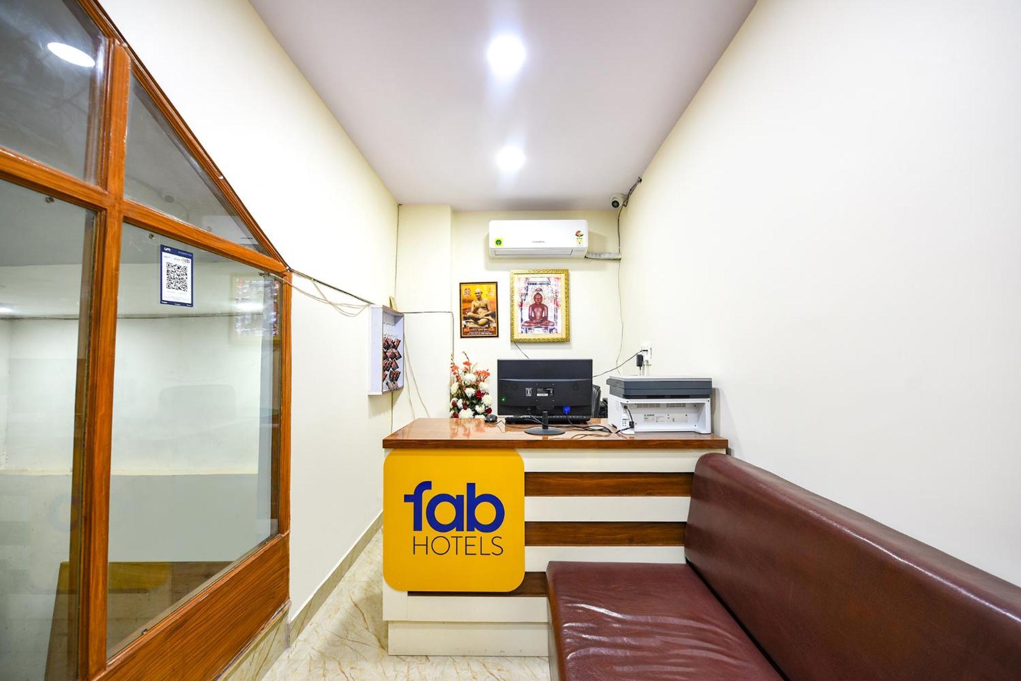 Fabhotel Mona International นิวเดลี ภายนอก รูปภาพ