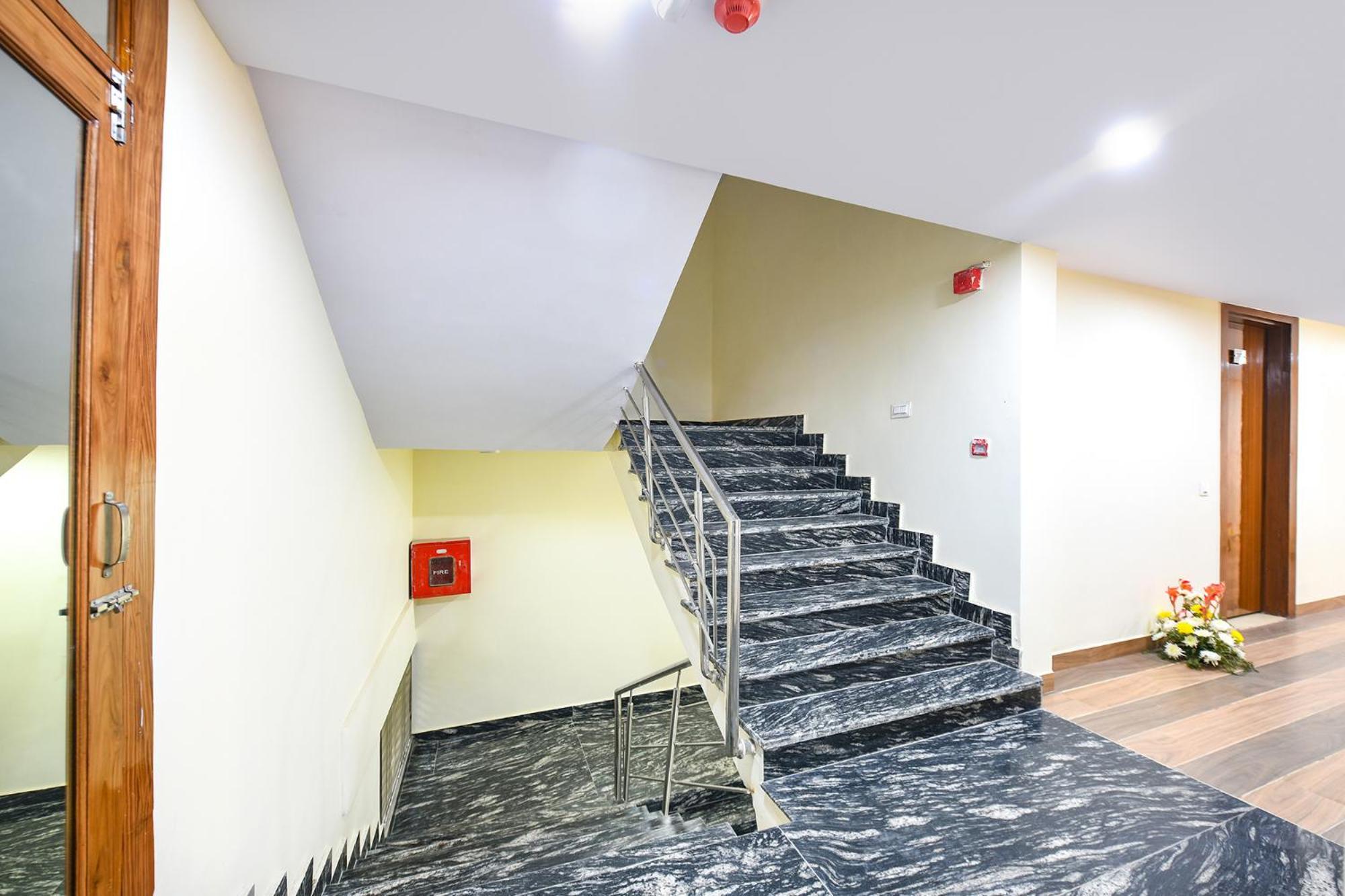 Fabhotel Mona International นิวเดลี ภายนอก รูปภาพ